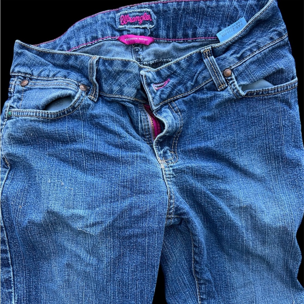 Women’s vintage wrangler patch jeans size 7/8